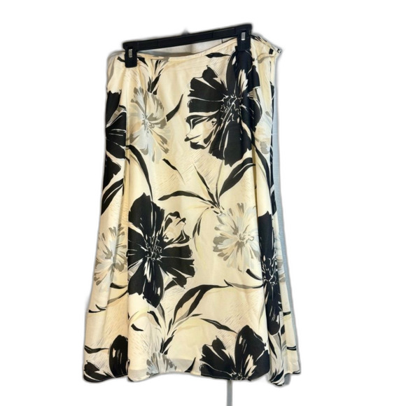Talbots Floral Black and Cream Silk Skirt lined size 14 - Picture 1 of 7